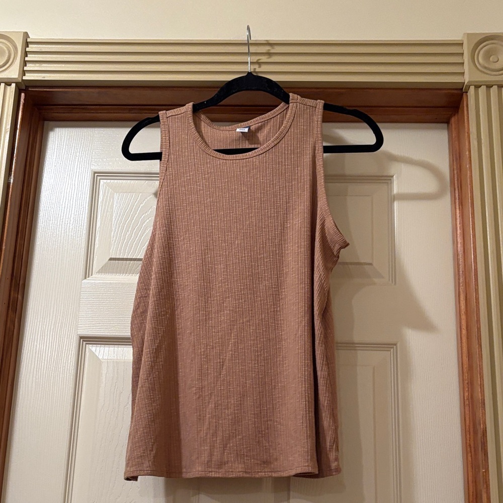 Women's Ribbed Tank Top in Taupe
